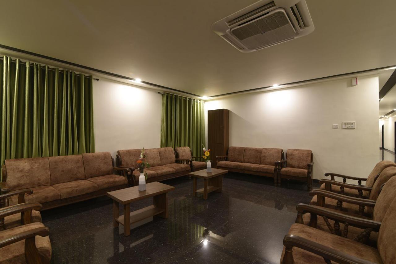 Hotel Clove Bijāpur المظهر الخارجي الصورة